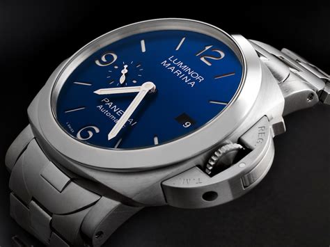 horloge kroonvergrendeling panerai|Panerai watch colours.